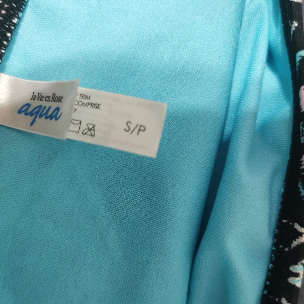 bikini - Picture 4 of 4